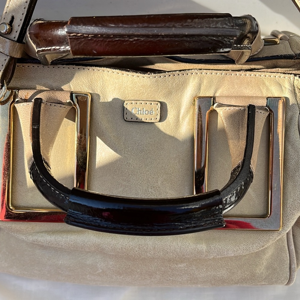 Chloé satchel bag in good used condition. Authenticity card is included. - Picture 2 of 16